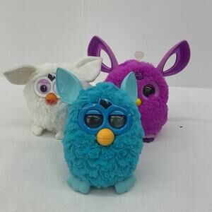 Modern LOT 3 Furby Furbies Interactive Plush Dolls UNTESTED